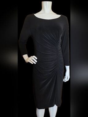 Carmen Marc Valvo Black Size Medium Dress